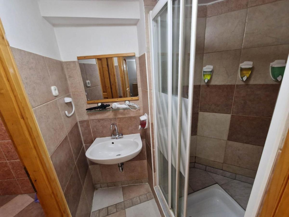 7Dab Josika 4 Contactless Self Check-In Aparthotel Budapest Esterno foto